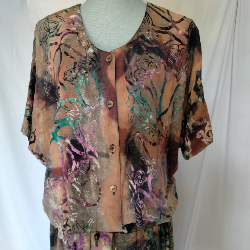 Globe Trotter Boho Hippie Artsy Short Sleeve Skirt Set With Shiny Line Design XL
